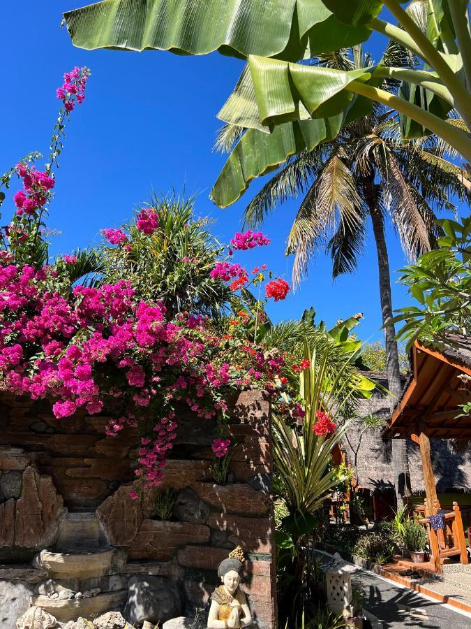 Banana Cottages Gili Air Extérieur photo